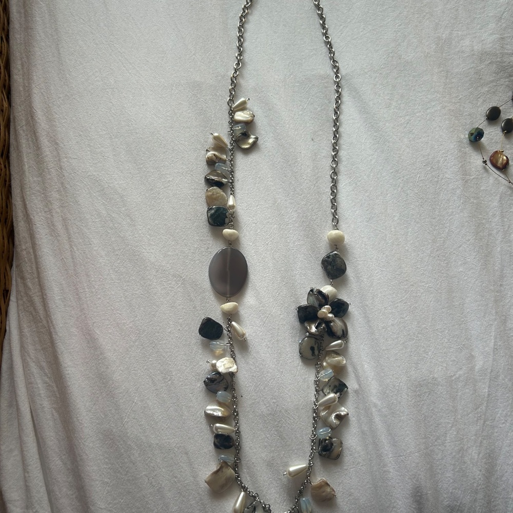 Assorted Jewellery - Picture 6 of 8
